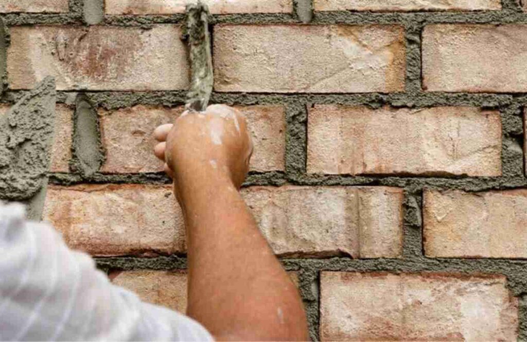 Tuckpointing